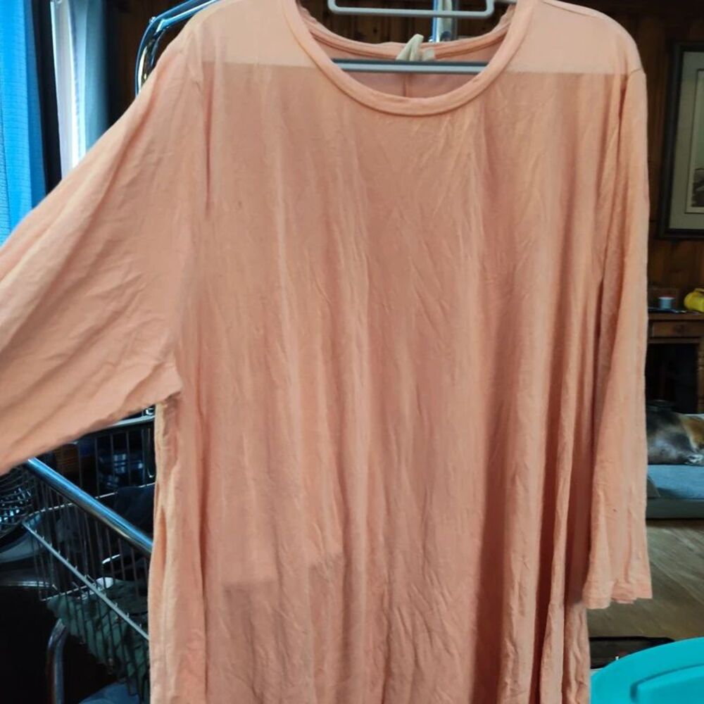 NWT ‘ady p’ Women’s Peach Top